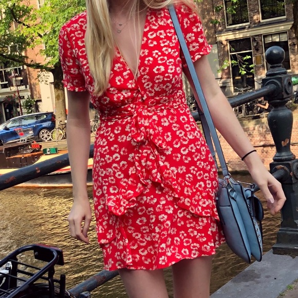 Sadie & Sage Dresses & Skirts - Sadie and sage floral dress